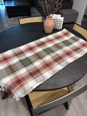 Magnolia Plaid Woven Table Runner in Cream, Green & Red